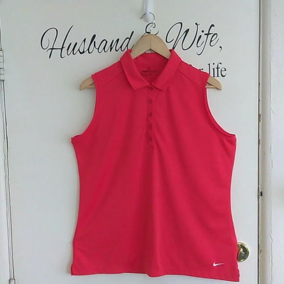 Nike Tops - Women's Nike golf polo tank top. Great condition⛳